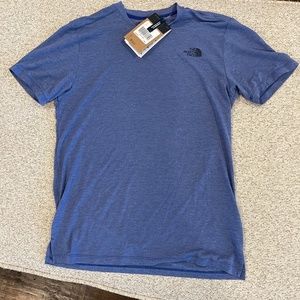 *NWT* North Face FlashDry Shirt